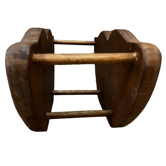 Hand-Painted Wooden Napkin/Mail Holder With Hummingbird Design - Picture 3 of 7